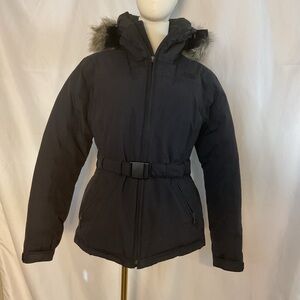 The North Face black Greenland down jacket w/faux fur trim size M